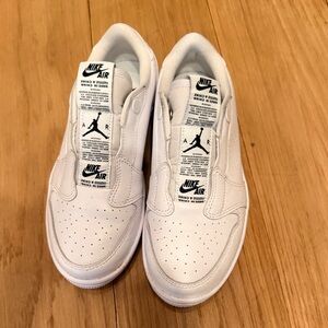 Nike Air Jordan White Leather Slip On Sneakers
Size 6